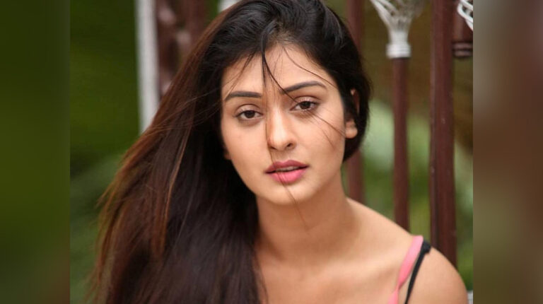 रैंप पर पायल का जलवा